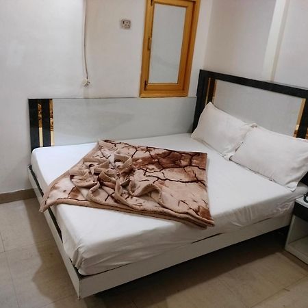 Hotel Geetanjali Inn 新德里 外观 照片