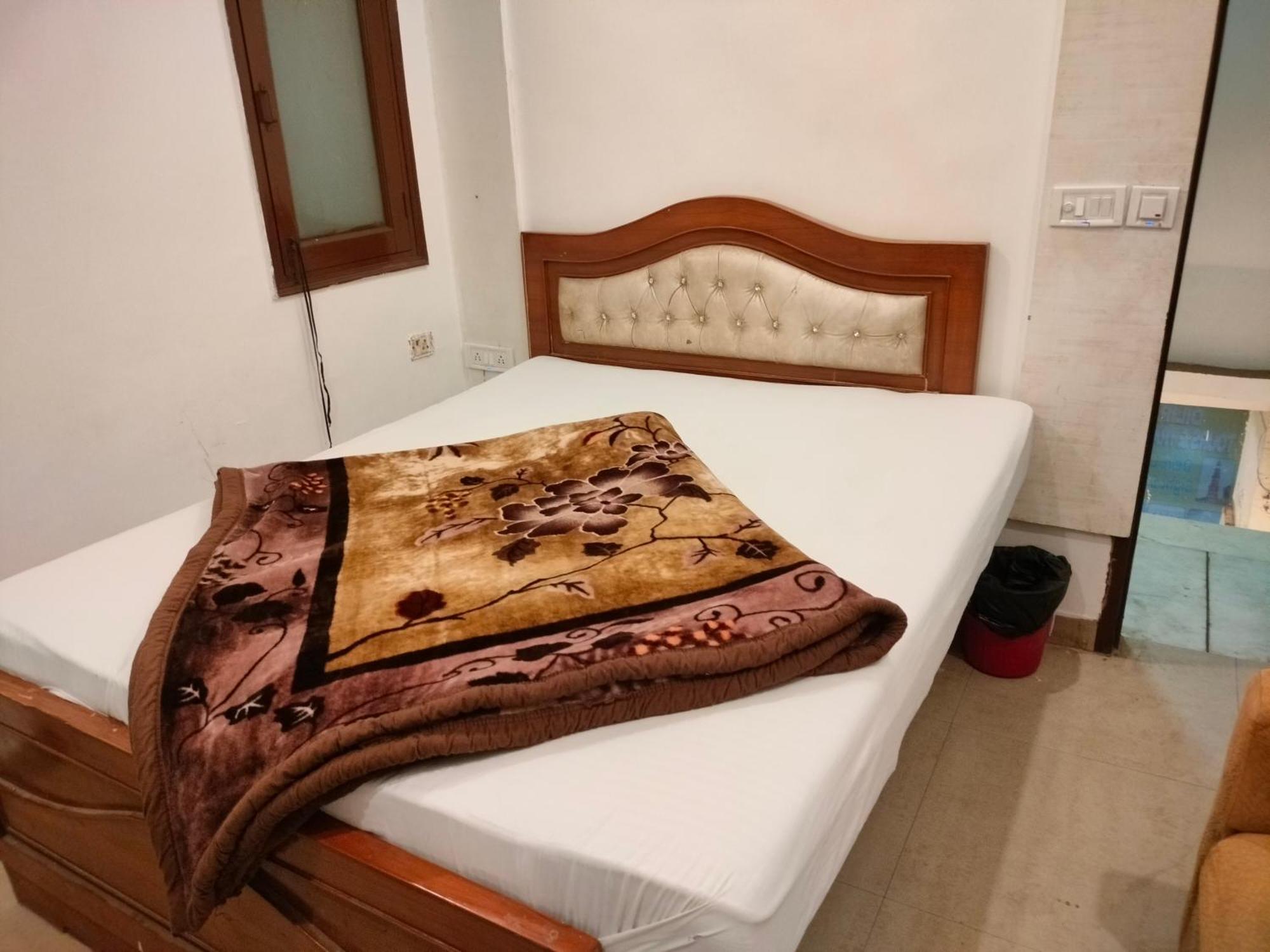 Hotel Geetanjali Inn 新德里 外观 照片