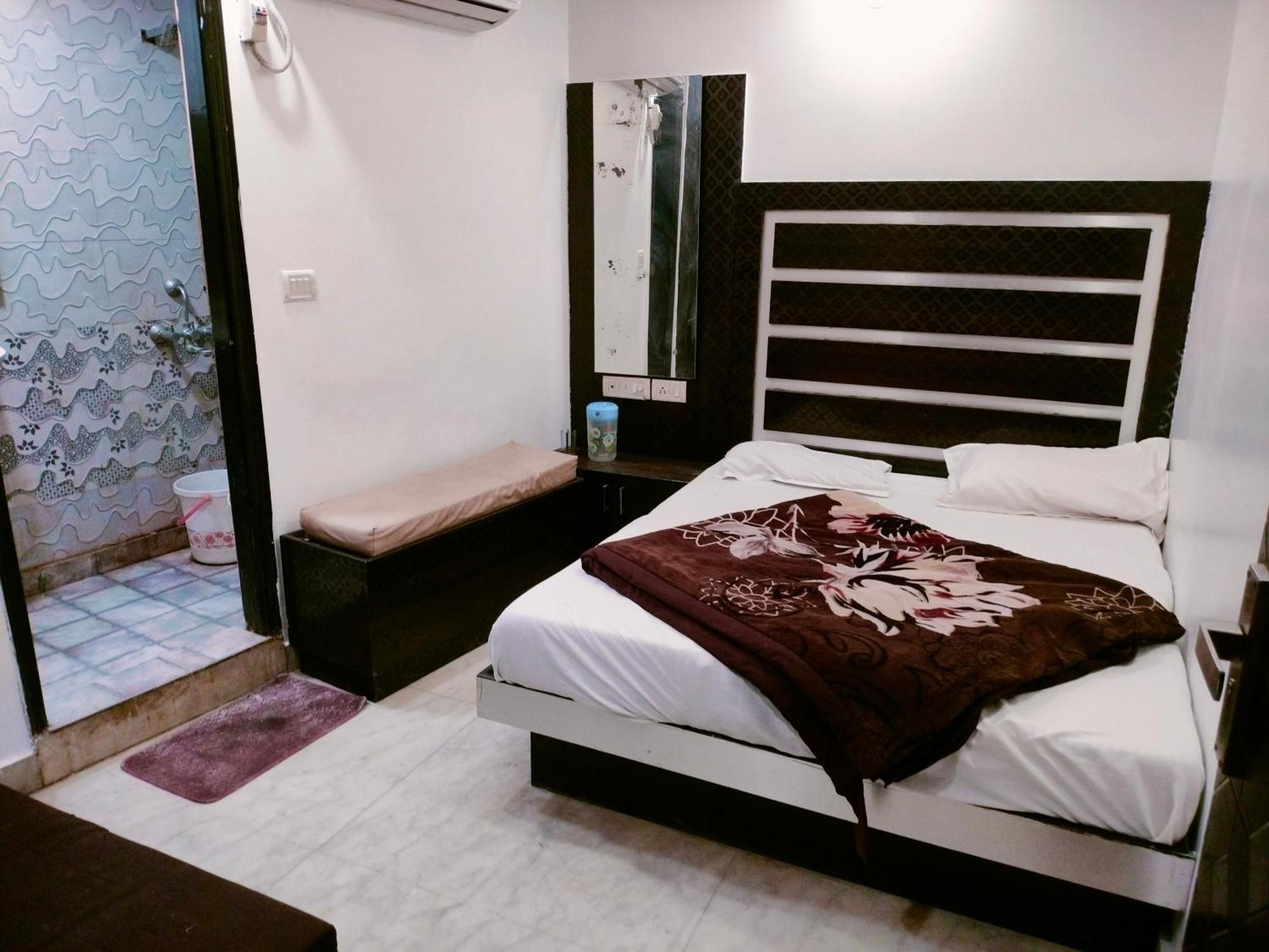 Hotel Geetanjali Inn 新德里 外观 照片