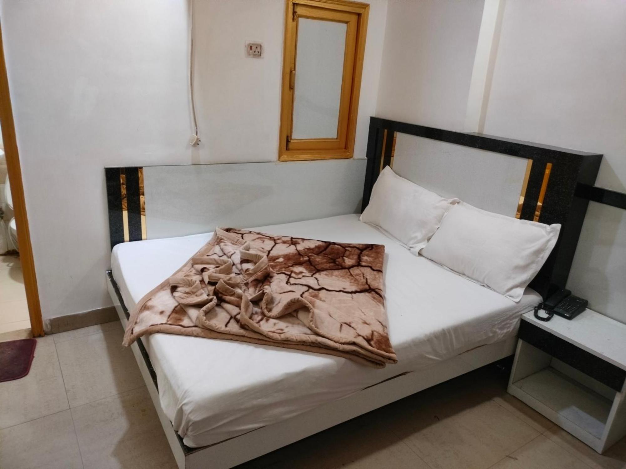 Hotel Geetanjali Inn 新德里 外观 照片